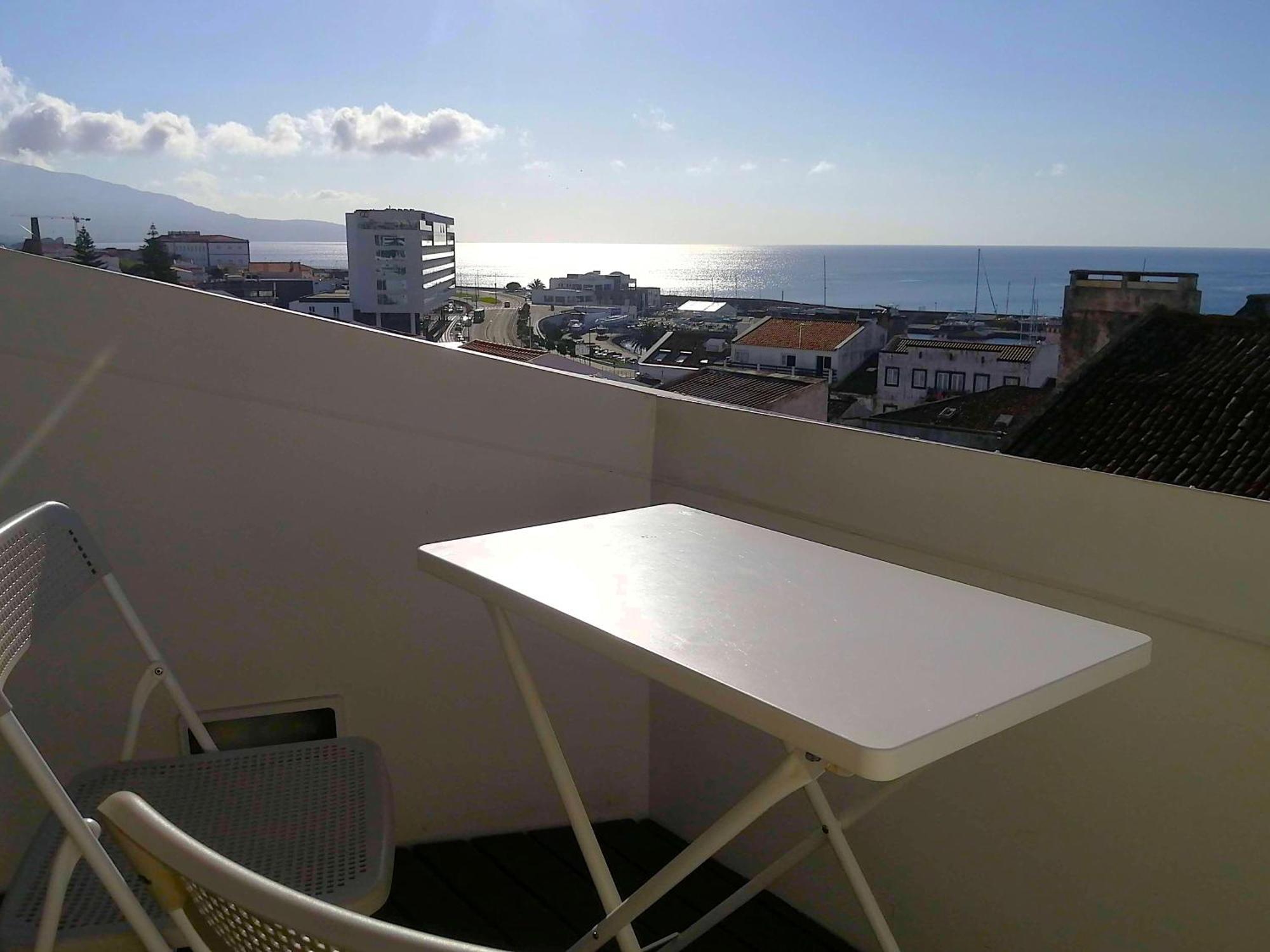 Ladeira Loft - Sea View In The City Center 蓬塔德尔加达 外观 照片